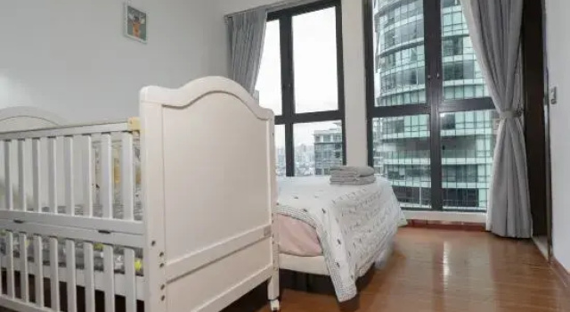 Люкс Deluxe Family Apt@KLCC MRT 3 min/RO Water/Crib/Projector
