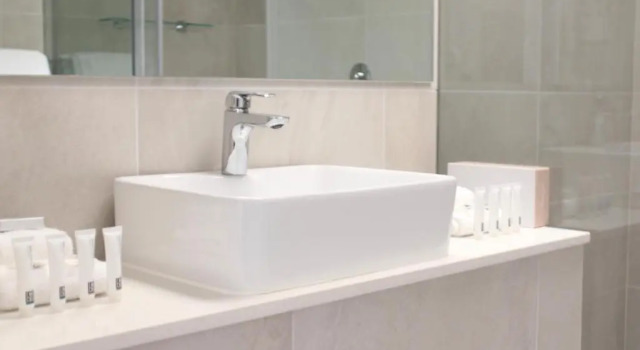 Студия Littomore Suites Bathurst