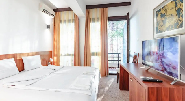 Люкс Hotel Pela