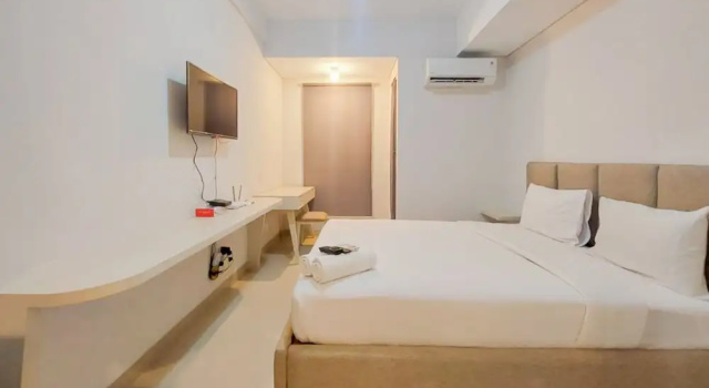 Студия Scenic And Homey Studio Barsa City Apartment