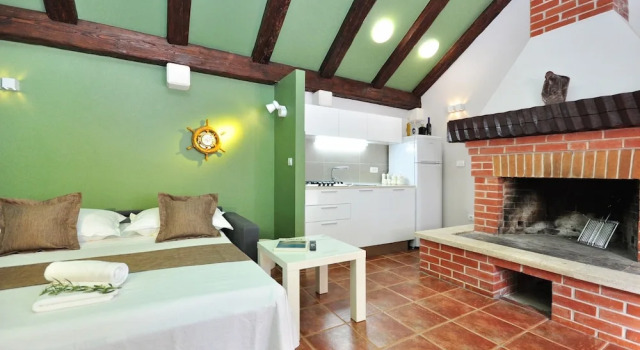 House Tonka Sweet Dreams, Prenota Hotel Pučišća 