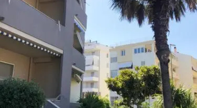 Alghero Charming Apartments, Steps from the beach