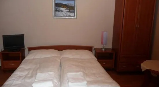 Guest House Penzión Fortuna, Book Pension Hoteller i Rohace med pool, Swimmingpool