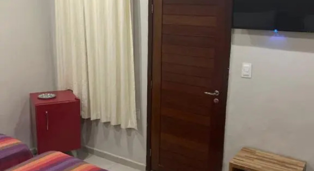 Кровать в общем номере (мужской номер) Noronha Good Vibes Hostel