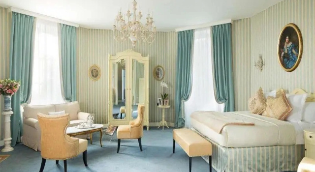 Номер Superior с красивым видом из окна Château Laroche-Ploquin