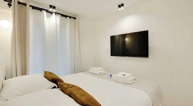 Stunning Apartment -2br/6p- Grand Rex, Забронировать Апартаменты/квартира Париж Иль-де-Франс, рядом с Станция метро Rambuteau