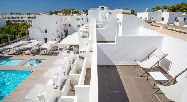 Полулюкс Superior с балконом Migjorn Ibiza Suites & Spa