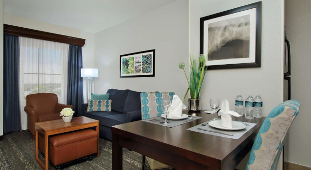Двухместный люкс Homewood Suites by Hilton Fort Lauderdale Airport-Cruise Port