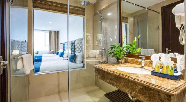 Трёхместный номер Deluxe Song Lộc Hạ Long Hotel