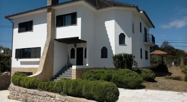 Albergue Constantino AL, Rezerwuj Hotel Paredes de Coura 