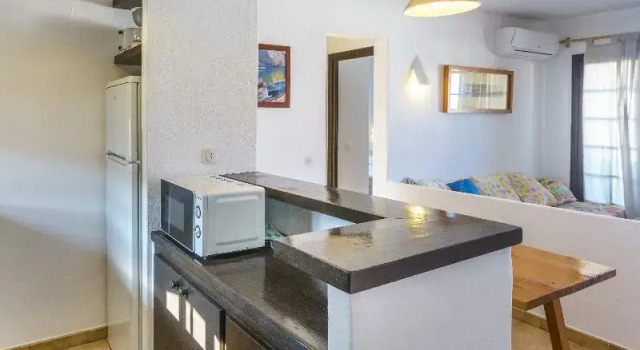 Апартаменты с 2 комнатами с балконом Apartamentos Posidonia