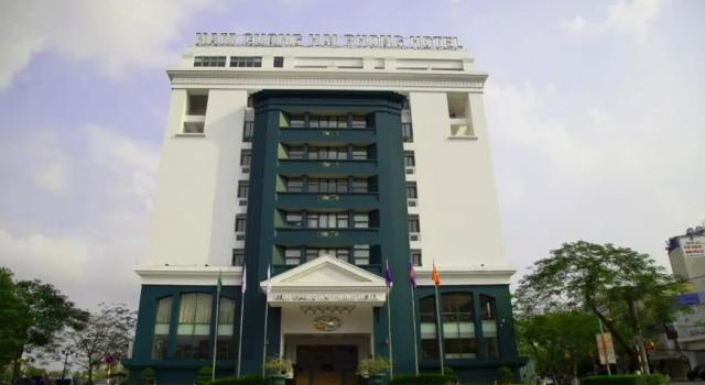The Tray Hotel Hai Phong
