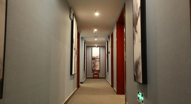 Hi Inn Nanchang Bayi Square Metro Station, Rezerwuj Hotel Nanchang Jiangxi