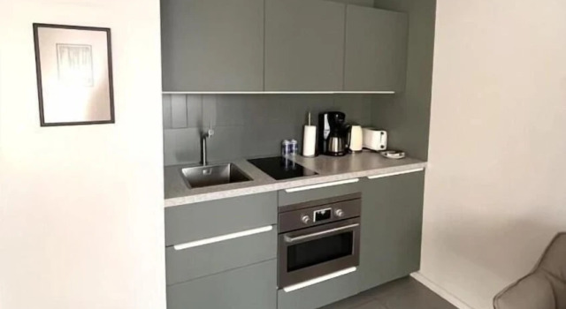 Апартаменты Comfort Deo Plaza Apartments