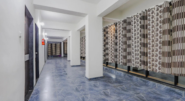 OYO 77910 Hotel Devanshi, Buchen Sie Hotel Mehsana Gujarat