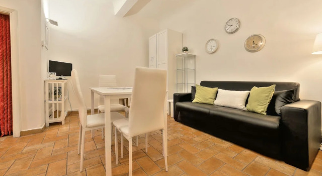 Wine Apartments Florence Ansonica, Забронировать Апартаменты/квартира Санта-Кроче Флоренция, рядом с Дом Буонаротти