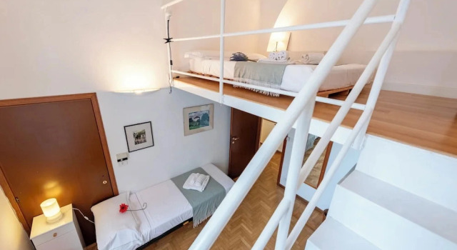 Central Apartment Porta Soprana Genova, Забронировать Апартаменты/квартира Генуя Итальянская Ривьера, рядом с Национальная лигурийсская галерея при Дворце Спинола