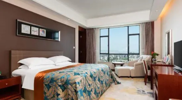 Люкс Business Jingwei International Hotel