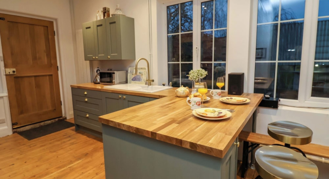 The White House, Riverside Retreat, Забронировать Дом для отпуска Норидж Норфолк, рядом с Norfolk Snowsports Club