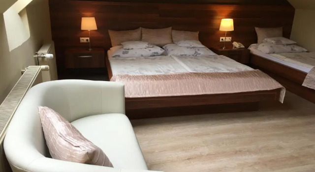 Четырёхместный номер Superior Alfa Hotel