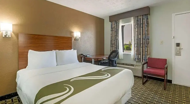 Номер Standard Quality Inn