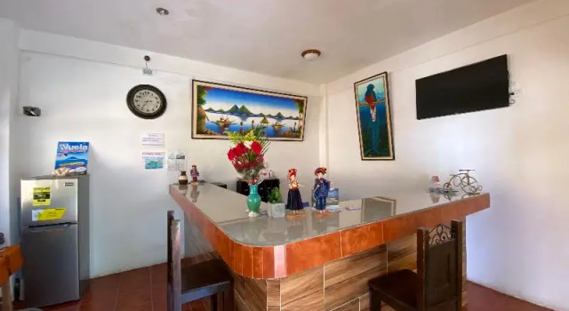 Hotel Los Angeles Panajachel, Prenota Hotel Hotel 3 stelle a Solola, 3*