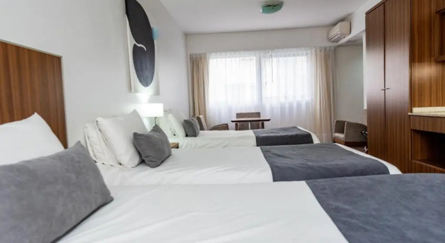 Четырёхместный номер Standard Hotel Bys Palermo
