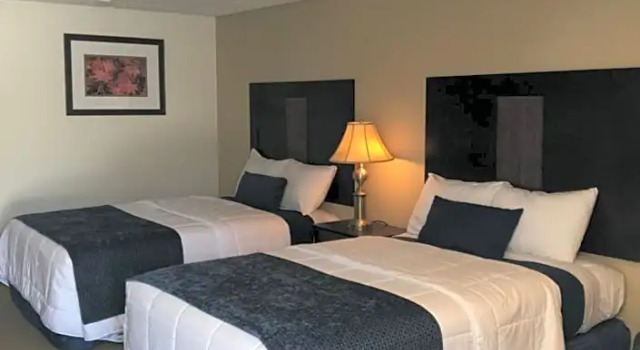 Номер Deluxe Brentwood Motor Inn