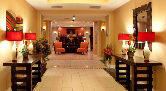 Holiday Inn Express & Suites - Spartanburg-North by IHG, Забронировать Отель Спартанберг Южная Каролина
