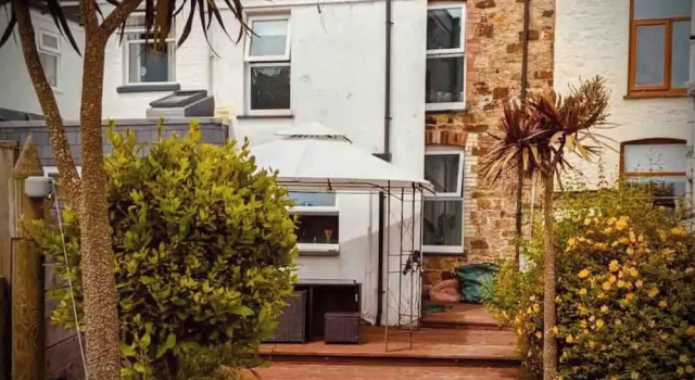 Impeccable 3-bed House in Newquay, Забронировать Отель Отели Ньюки 4 звезды, рядом с Церковь города Ньюквей, 4*
