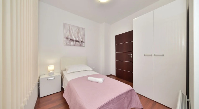 Apartment Filip, Забронировать Апартаменты/квартира Задар Задарская жупания, рядом с Old Port of Foša