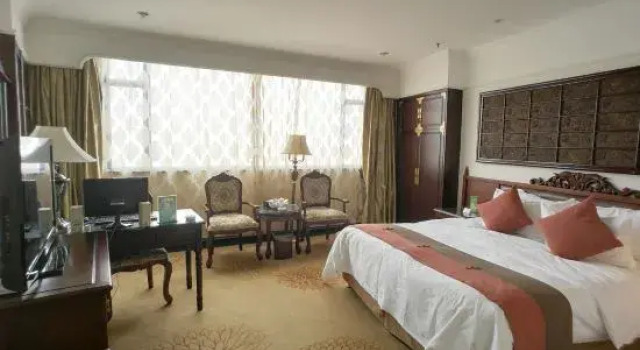 Номер Standard Jindu Crown Hotel