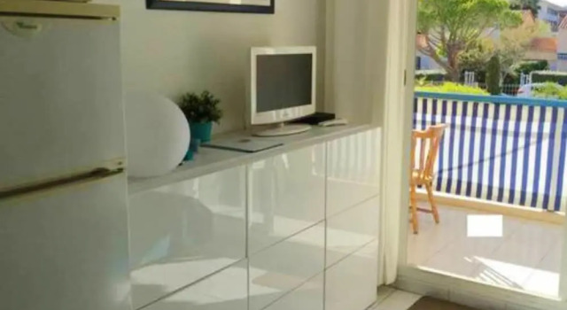 Apartment with 2 Bedrooms in Le Lavandou, with Shared Pool, Enclosed Garden And Wifi - 350 M From the Beach