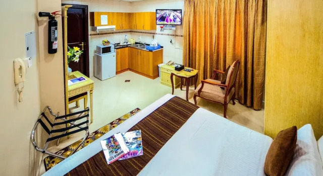Al Khan Corniche Road Deluxe - 1 Br Apts