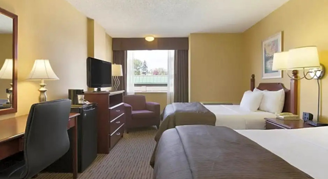 Номер Business Days Inn by Wyndham Calgary South