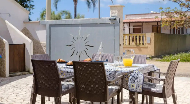 Villa Diamante Torre Lapillo With Air Conditioning, Parking And Wi-Fi, Забронировать Вилла Коттеджи Торре-Лапилло, Коттедж