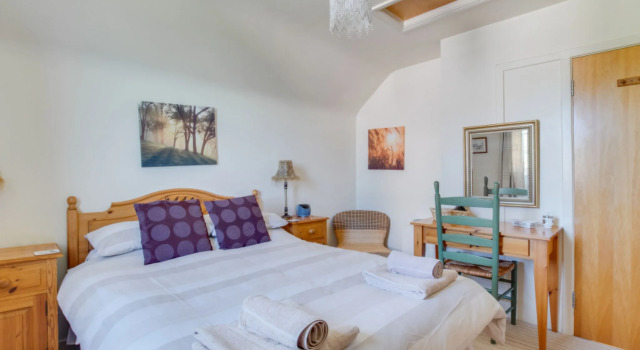 2 Bed in St Davids oc-30269, Забронировать Отель Сент-Дейвидс Пембрукшир, рядом с Oriel y Parc