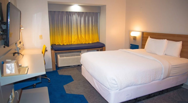 Двухместный номер Standard Microtel Inn & Suites by Wyndham Daphne