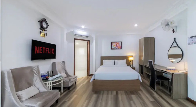 Люкс A25 Hotel - 14 Pho Duc Chinh