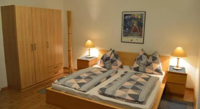 Ferienhaus Lisa & Radlzimmer, Rezerwuj Apartament Mörbisch am See 