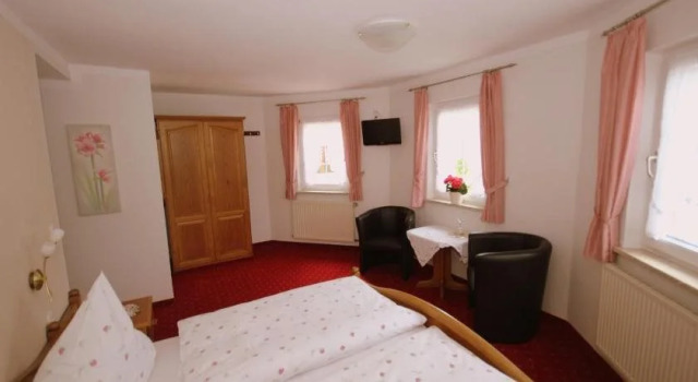 Hotel Haus Burg Metternich
