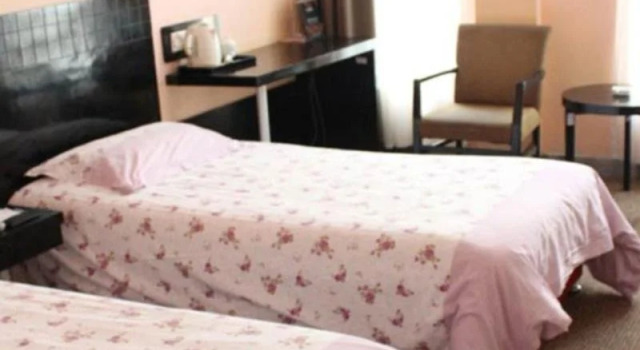 Motel 168 Guan Qian Street Inn, Varaa Motelli Motellit kohteessa Suzhou, Motelli