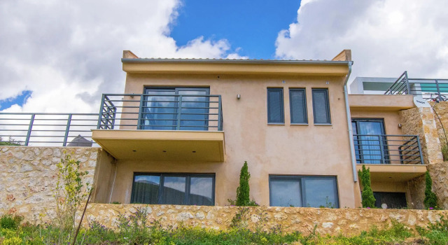 Villa in Sivota With Sea View & Pool, Забронировать Вилла Отели периферии Ионических островов с парковкой, Парковка