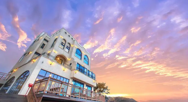 Iris Pool Villa, Prenota Villa Gangneung 