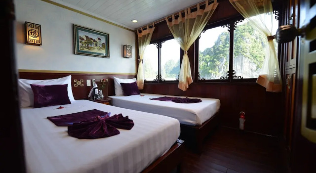Номер Superior Imperial Classic Cruise Halong