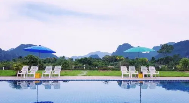 Simon Riverside Hotel, Réserver Hôtel Vang Vieng Province de Vientiane
