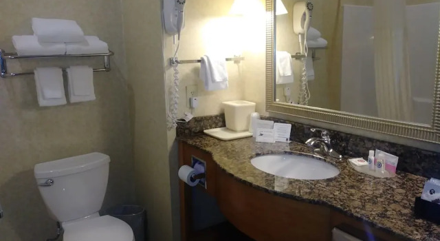 Одноместный люкс Comfort Suites South Point - Huntington