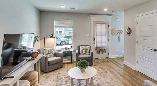 < 1 Mi to Beach! Family-friendly Gulfport Retreat