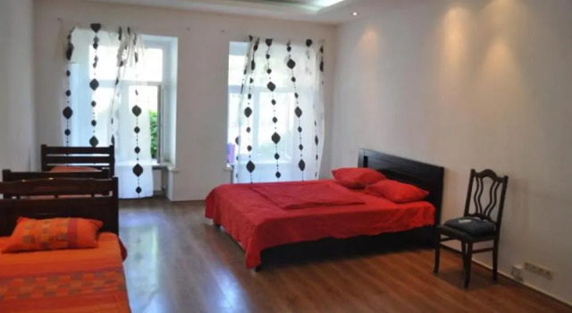 Garden Land Guesthouse