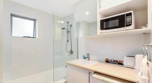 Студия Redvue Holiday Apartments